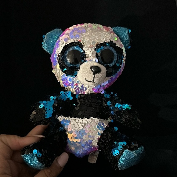 Other - Little sequin toy